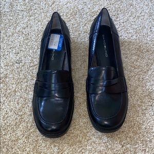 Bandolino Women’s Black Leather Shoes